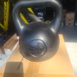 20lbs Kettle Bell 25usd