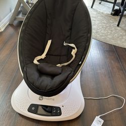 4MOMs Mamaroo Electronic Baby Swing Chair Rocker Works