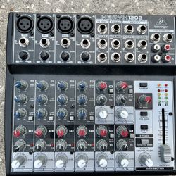 Behringer Xenyx 1202 Mixer with Effects