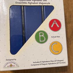 NIB Sizzix Alphabars Die Set - DOODLE DOTS UPPERCASE Alphabet Set