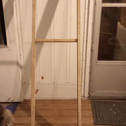 7 Ft Aluminum Scaffold $20 Today Only