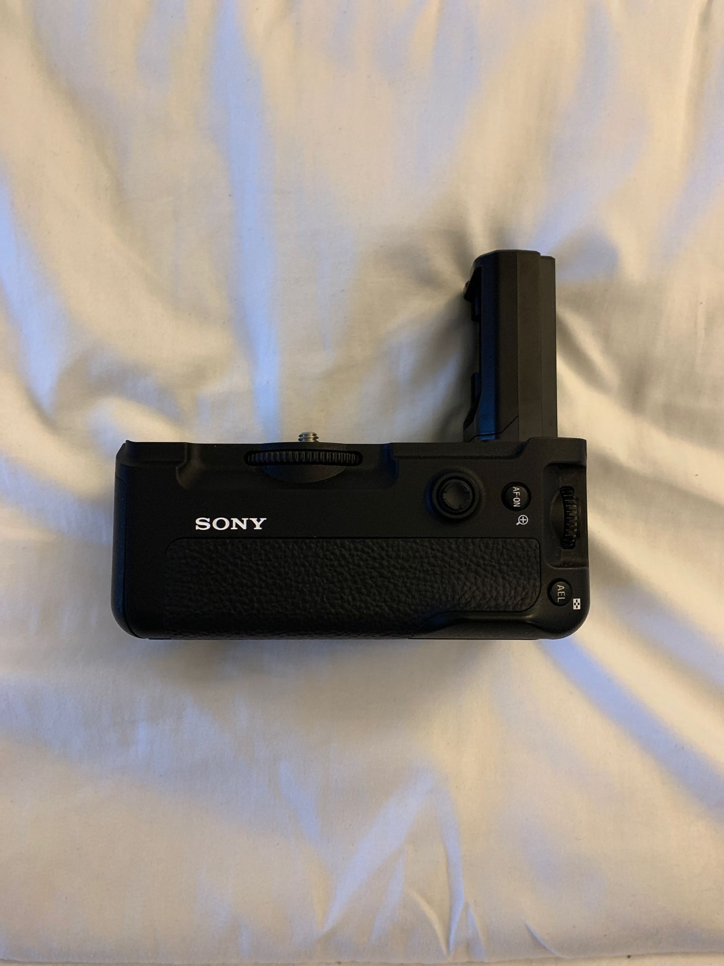 Sony a7 camera battery grip