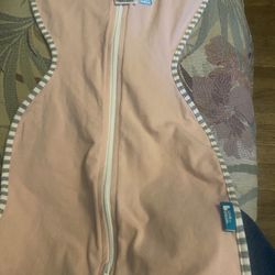 Swaddle for baby love and dream size : newborn 