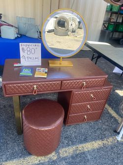 Vanity Set of 4 Pcs