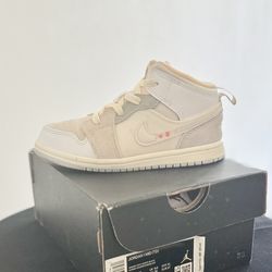 Jordan Youth 1 Mid SE CRAFT - Size 10C