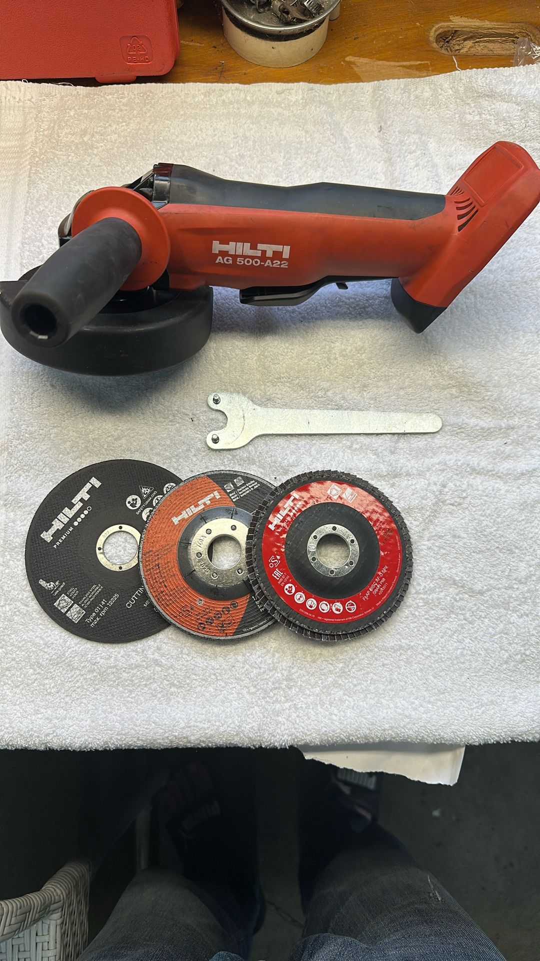 Hilti Ag 500-A22 Angle Grinder 