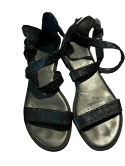 Rebecca Bond / FleecKer & Bond Studded Sandals – Black – Size 9.5M