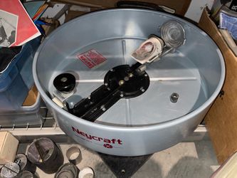 Centrifugal casting machine