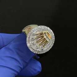 10k With Diamond Ring 