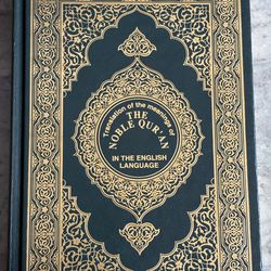 Noble Qur'an English Translation Dark Green Gold Book