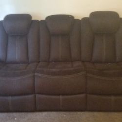 Reclinable Sofa and Loveseat 