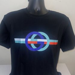 Gucci T-shirt Size  Large 