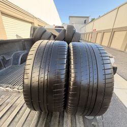 275/30/20 Michelin Pilot Sport 3 ZP 70%+ Tread (2)
