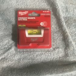 Milwaukee Pocket Level 