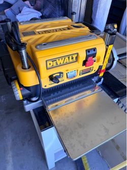 DeWalt 13” Thickness Planer (DW735) – Excellent Condition