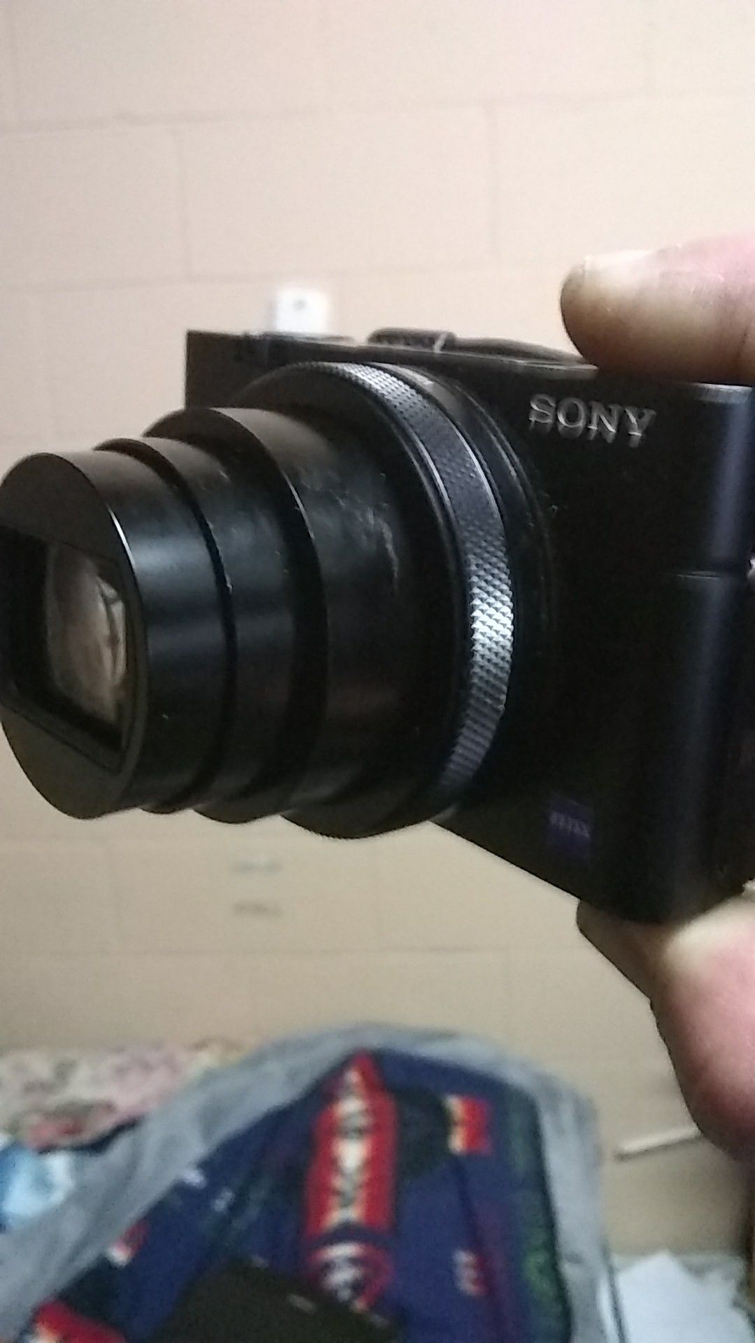 Sony camera RX100 VI retails $1,100