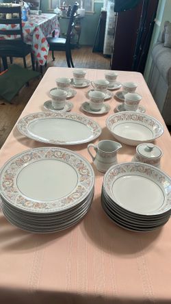 Vintage Silverie SIV8 Maplewood China Dinnerware -Service of 8