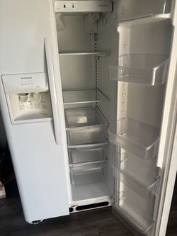 Side by side fridge