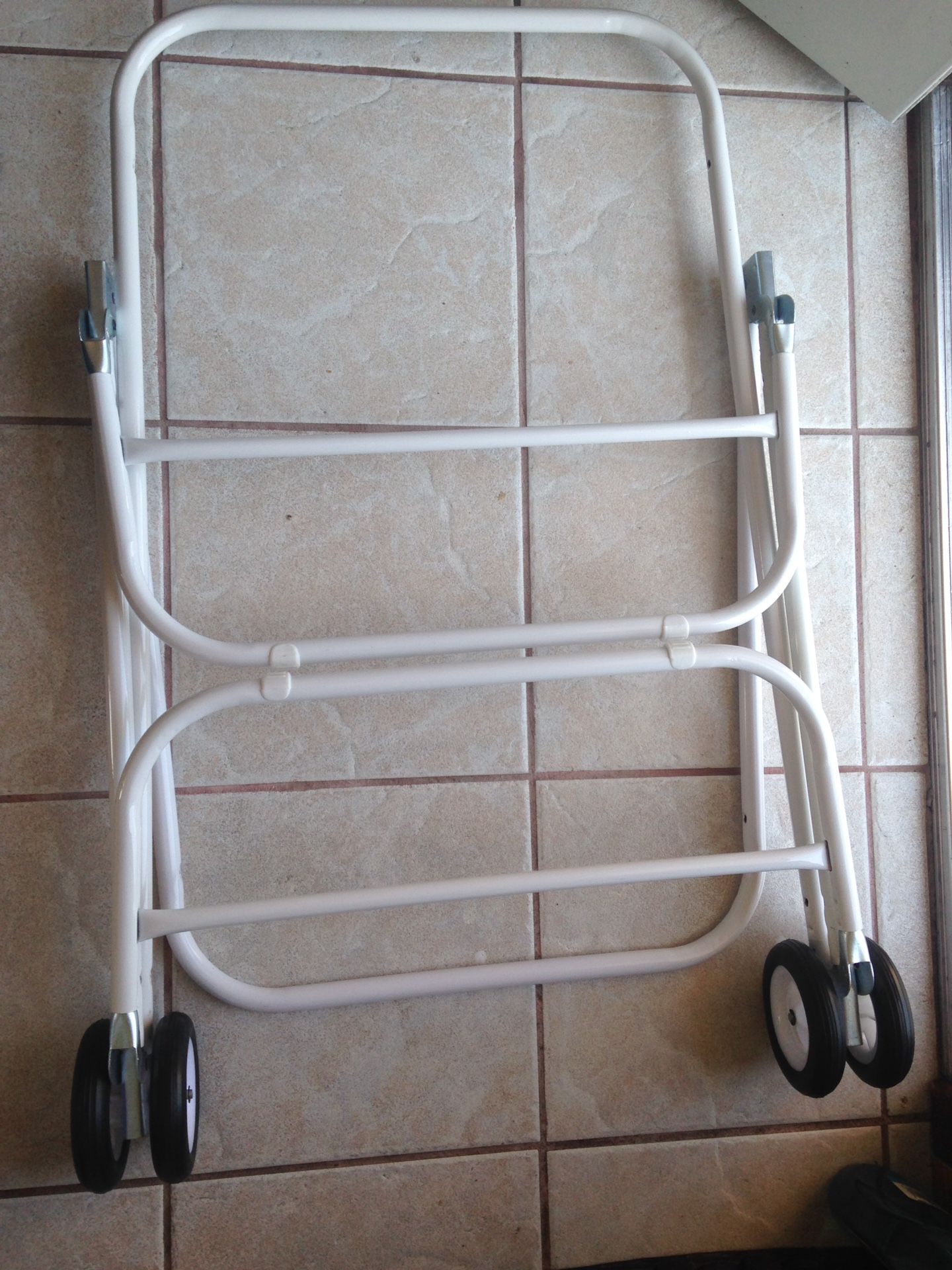 Luggage carrier