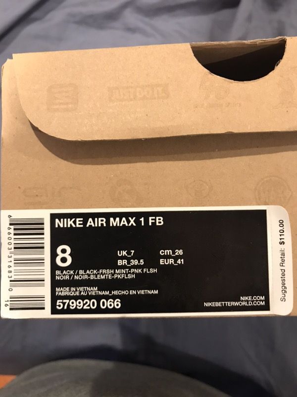 Air max 1 yeezys Sz 8 Yeezy