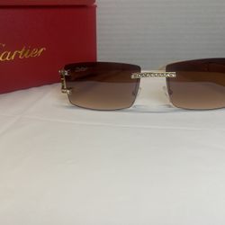  With Box, Case, Dust Bag & Cloth  