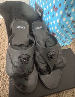 Authentic Versace black Medusa palazzo jelly sandals