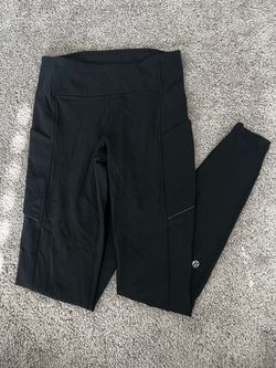 Lululemon Black Capri Leggings W Pockets