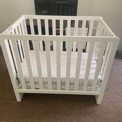 Baby Mini Crib