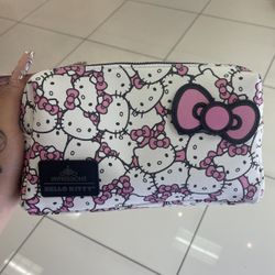 Hello Kitty Makeup Bag