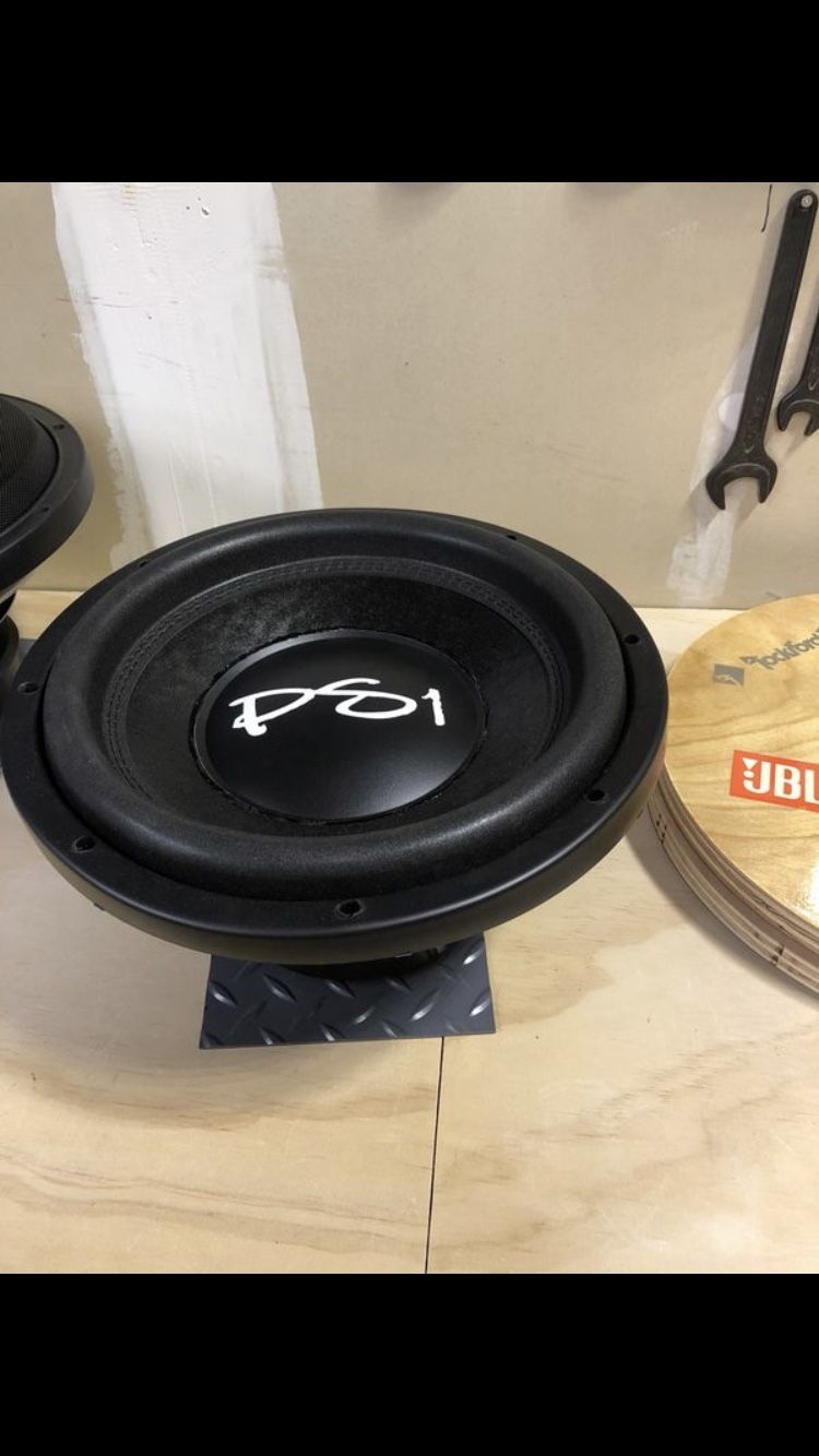 12” JL Audio W6 subwoofer PSI recone w/ box sub enclosure
