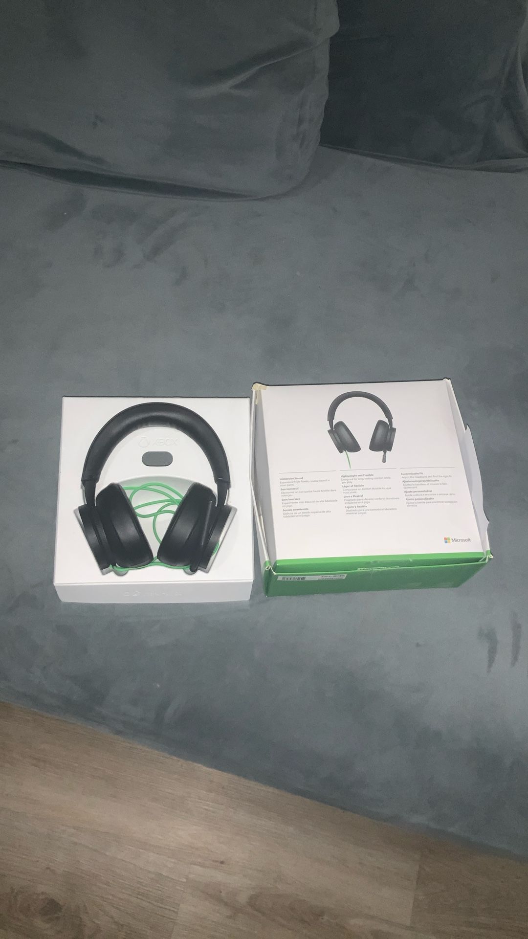 Xbox Stereo Headset In Good Condition (box Included)