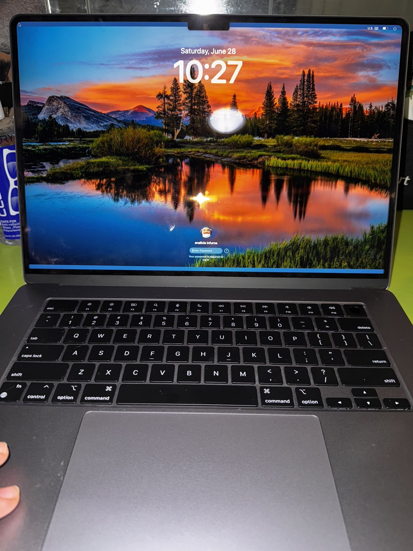 MacBook Laptop