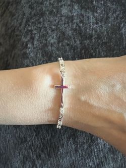 TITLE Rigid bracelet with horizontal cross and crystals – Silver-tone – NEW