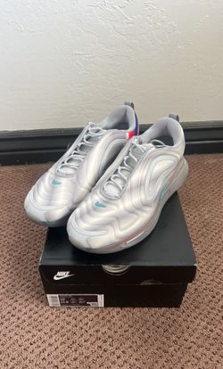 Nike Air Max 720 Men’s Size: 10
