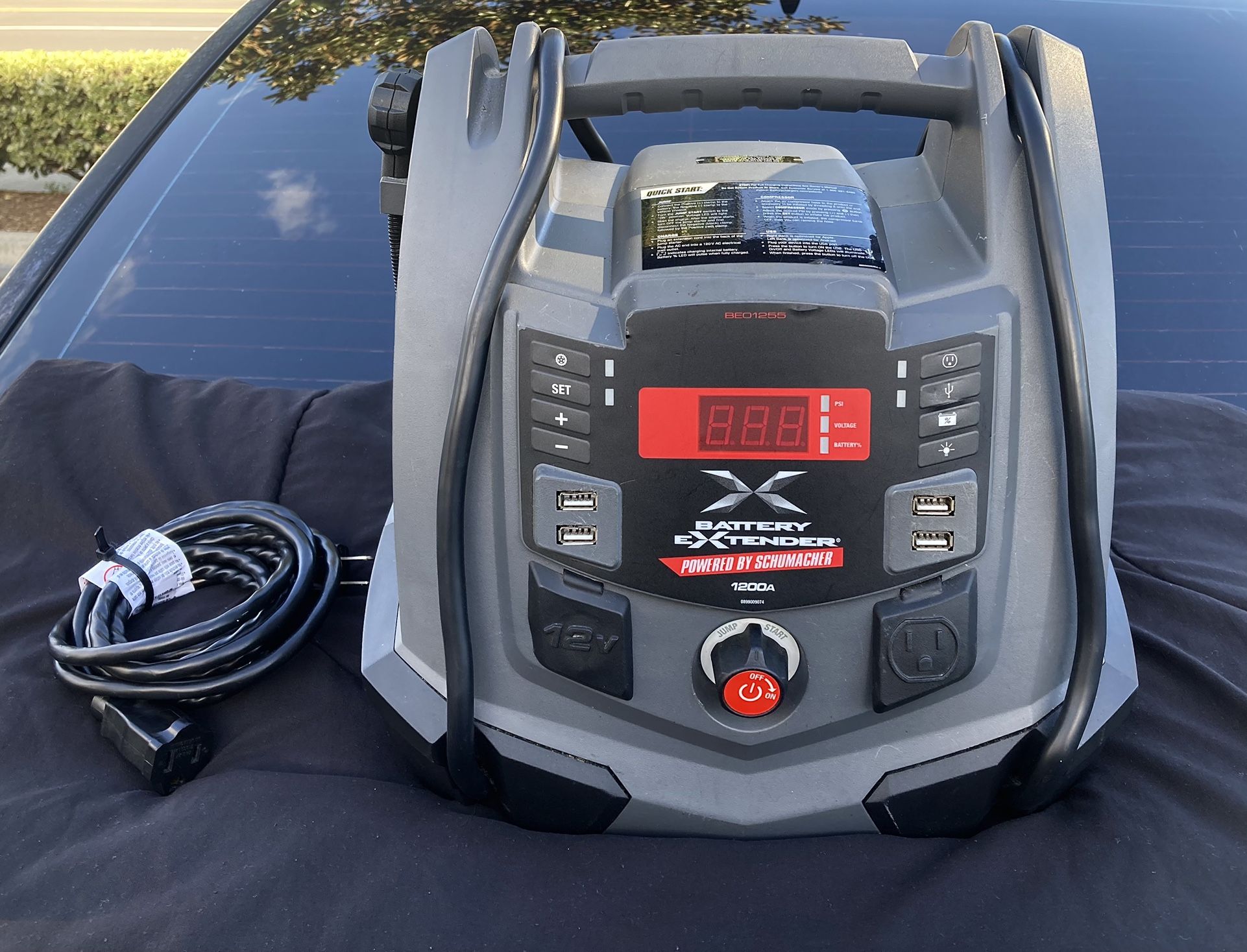 Schumacher Battery Extender 12- Volt Portable Power Station