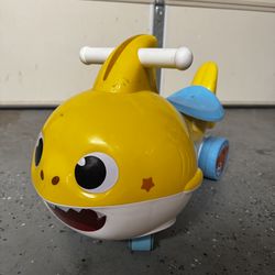 Baby shark ride on scoot toy