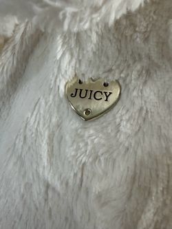 Y2K VTG Juicy Couture White Faux Soft Fur Coat with Heart Pin Size 6x