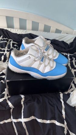 Jordan 11s university blue