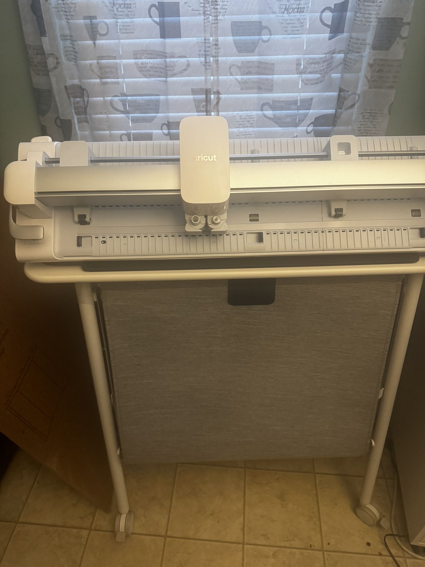 Cricut venture With Stand