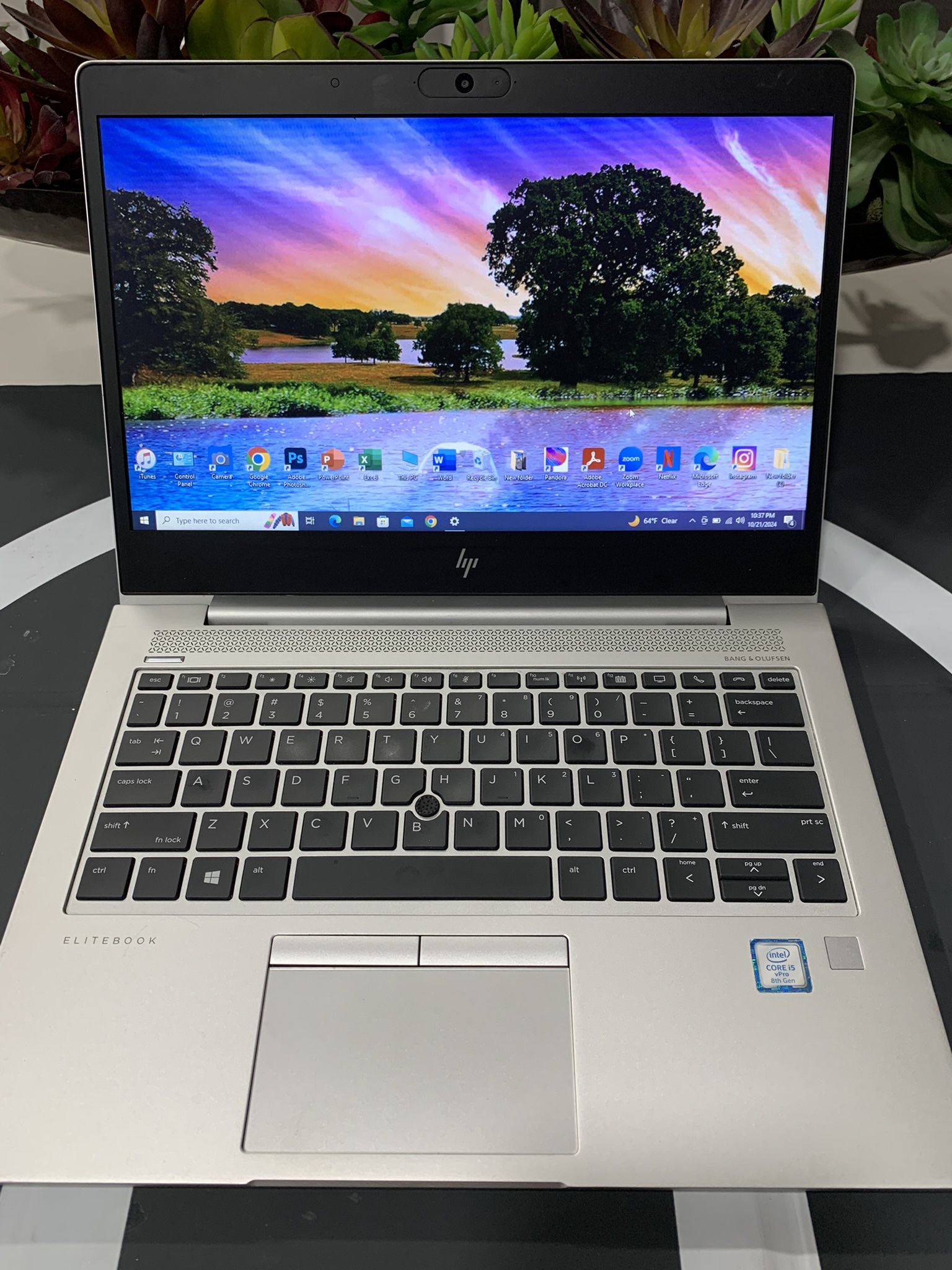 i5…i5…i5… HP ÉLITEBOOK model # 850-G6 …8 GENERATION comes with BANG & OLUFSEN SOUND VERY CLEAR 128 GB SOLID STATE HARD DRIVE …( capacity ) 8.0 GB