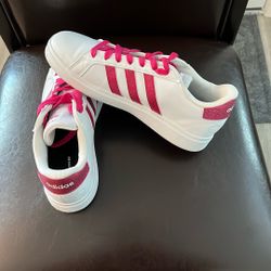 Adidas Woman Size 6 White And Fuchsia Like New