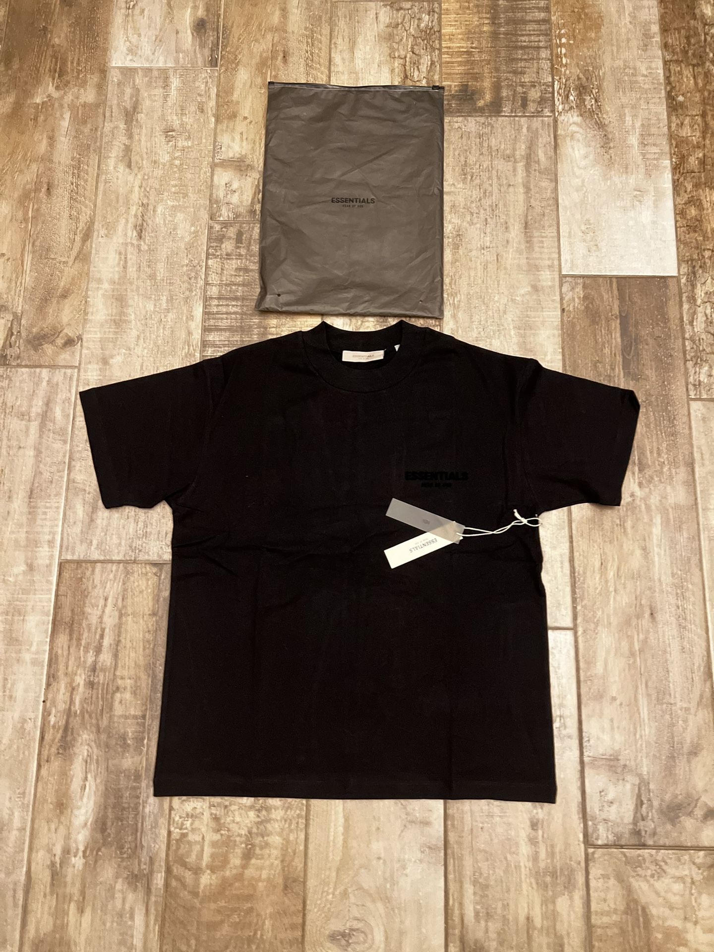 Essentials black tee