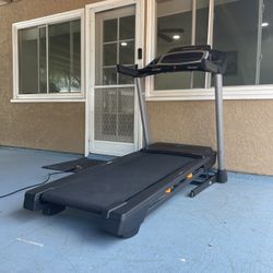 Treadmill 