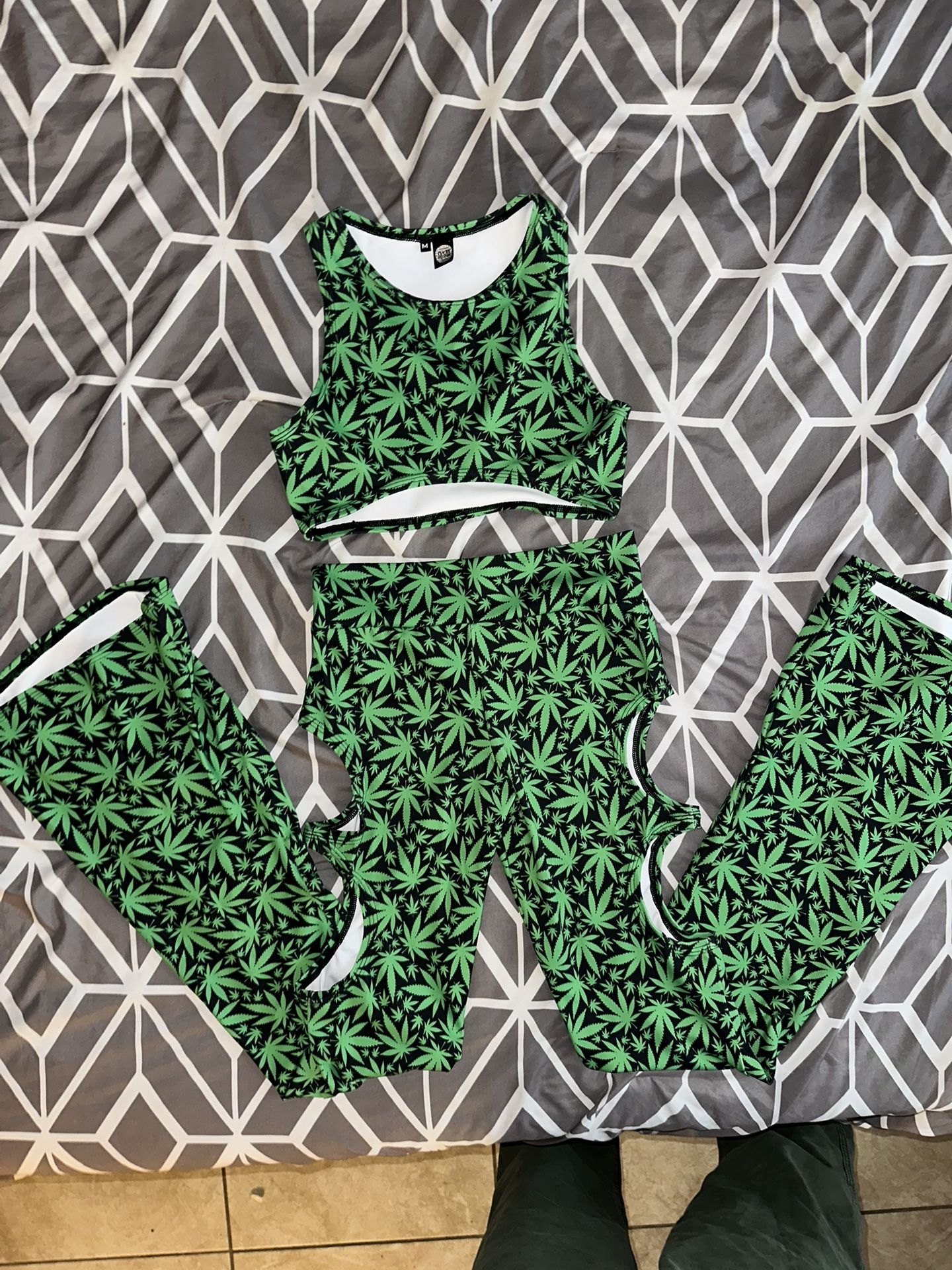 Green 2 Piece Set