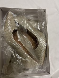 Calvin Klein Pumps