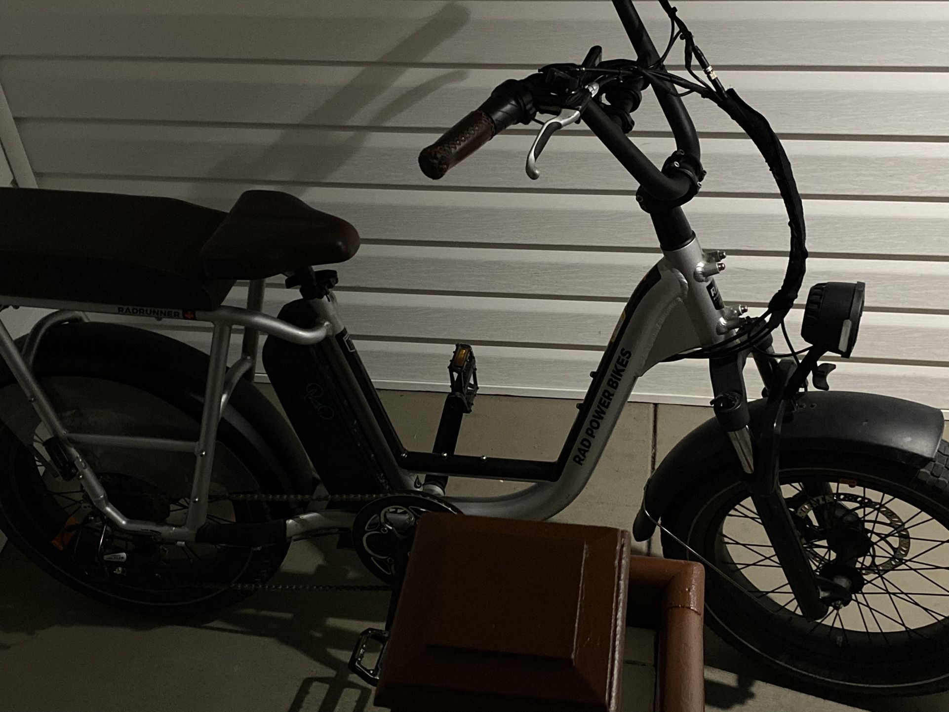 Electric Bike Rad Runner Plus for Sale in WA OfferUp