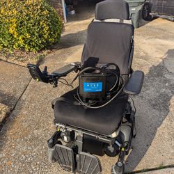 2022 Permobil electric chair 120v