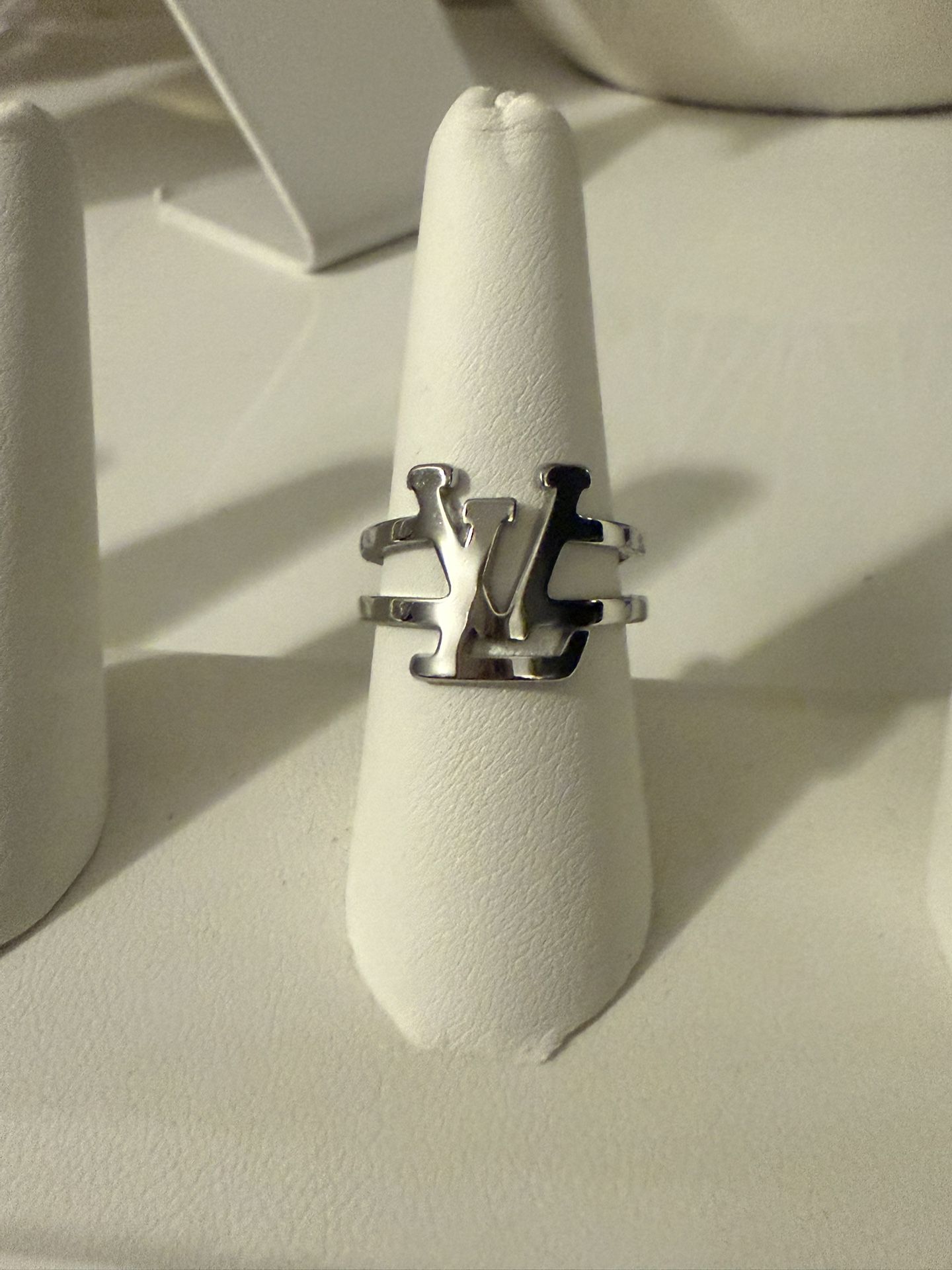 Fashion Ring
