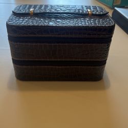 Brown Pocket Jewlery Or Makeup Organizer