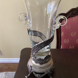 Flower Vase With Stand